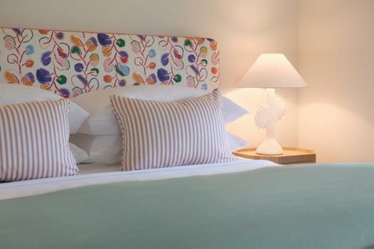 Silver Sands Motel & Beach Bungalows