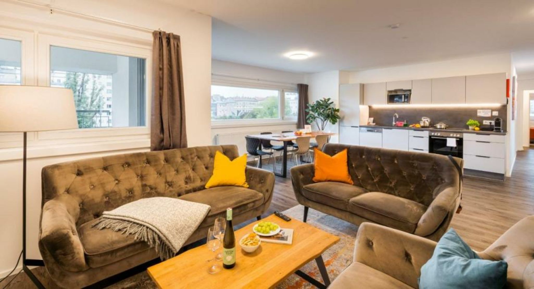 URBAN ISLAND I Riverside Apartments