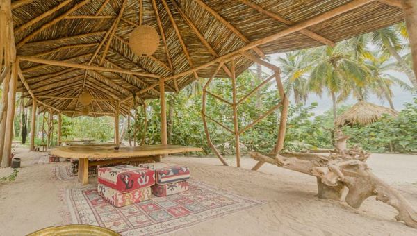 Éteka Slow Beach Hotel