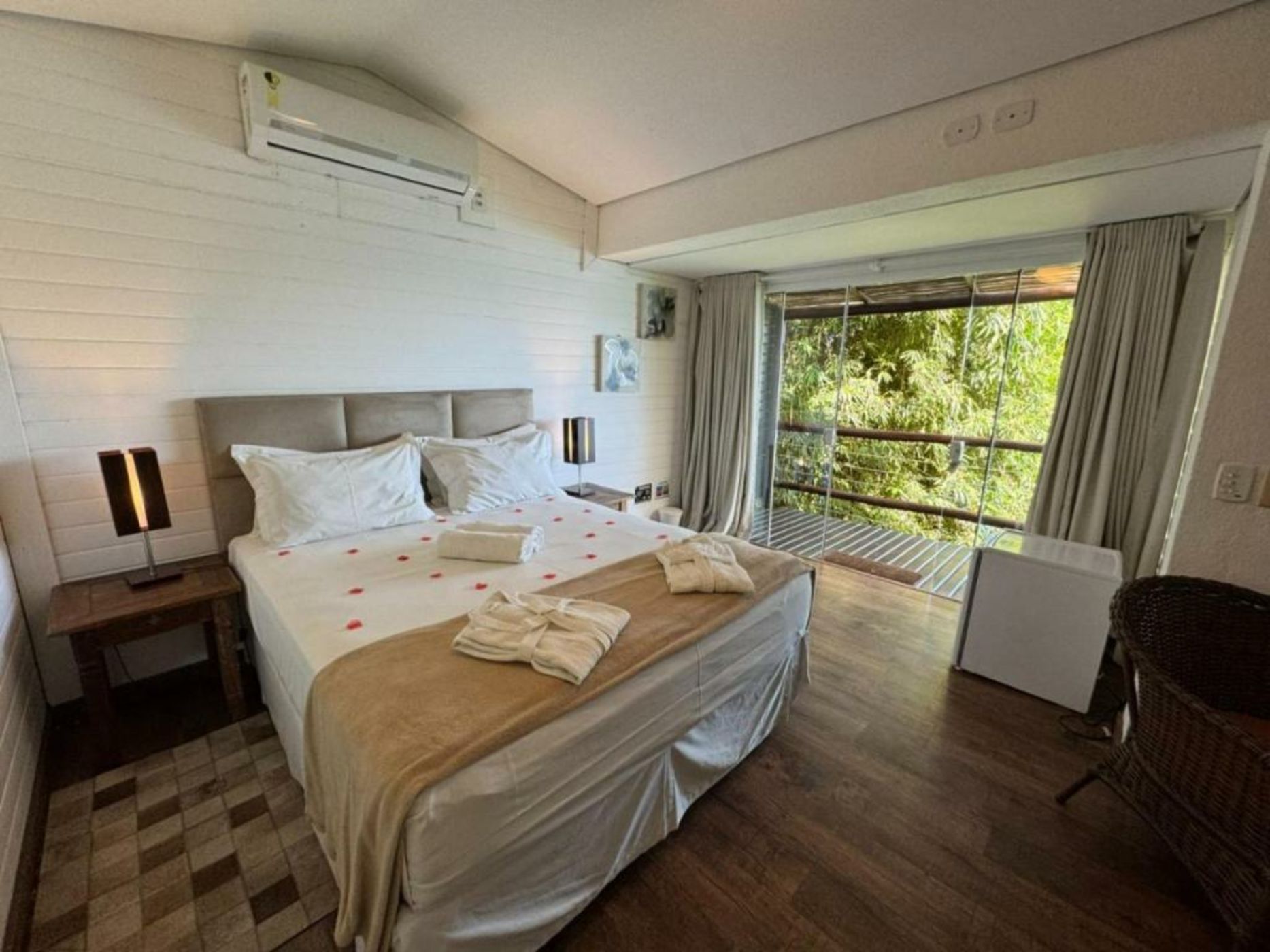 Ilha de Toque Toque Eco Hotel