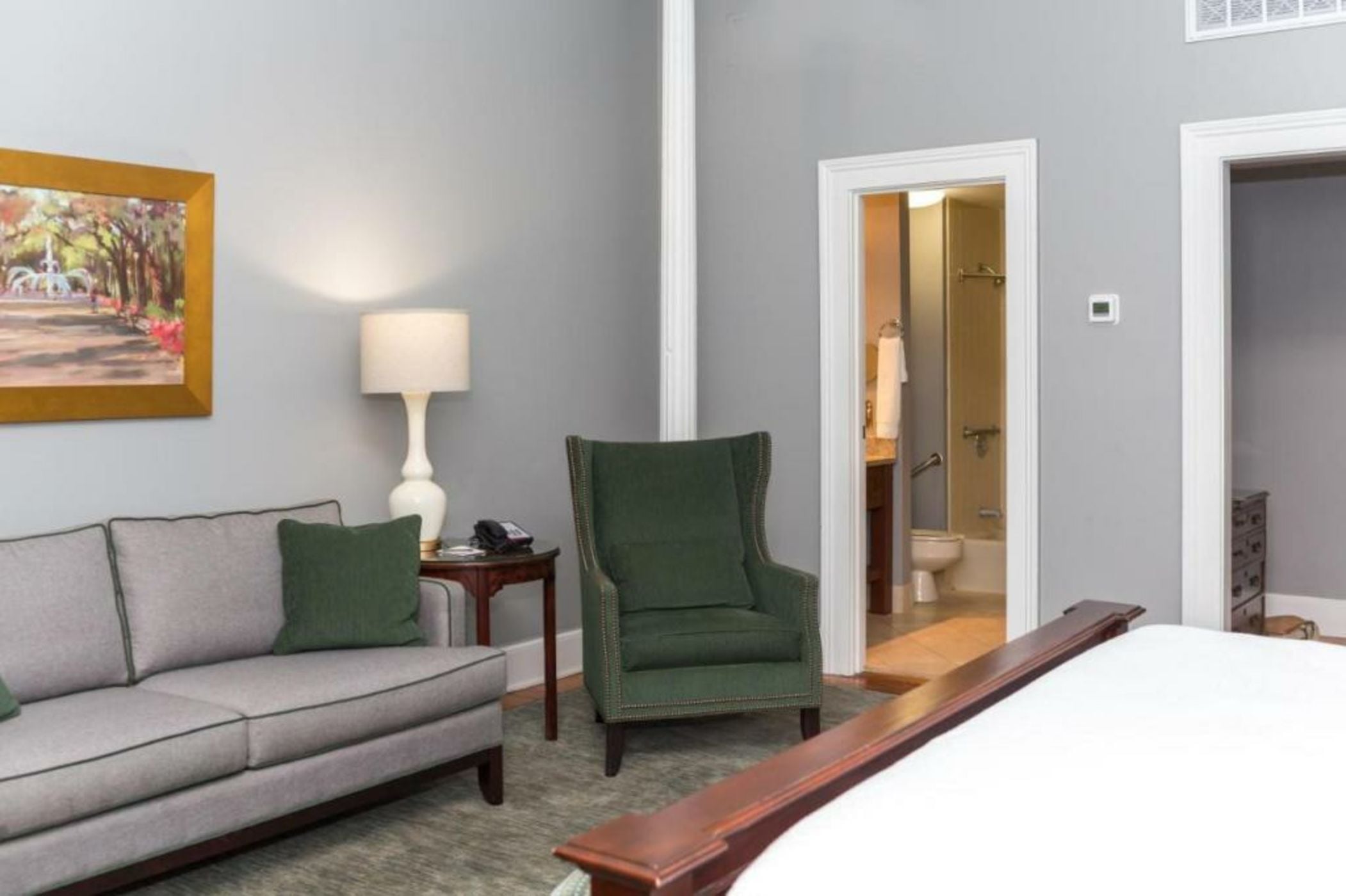 East Bay Inn, Historic Inns of Savannah Collection