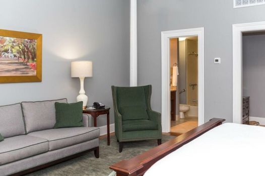 East Bay Inn, Historic Inns of Savannah Collection