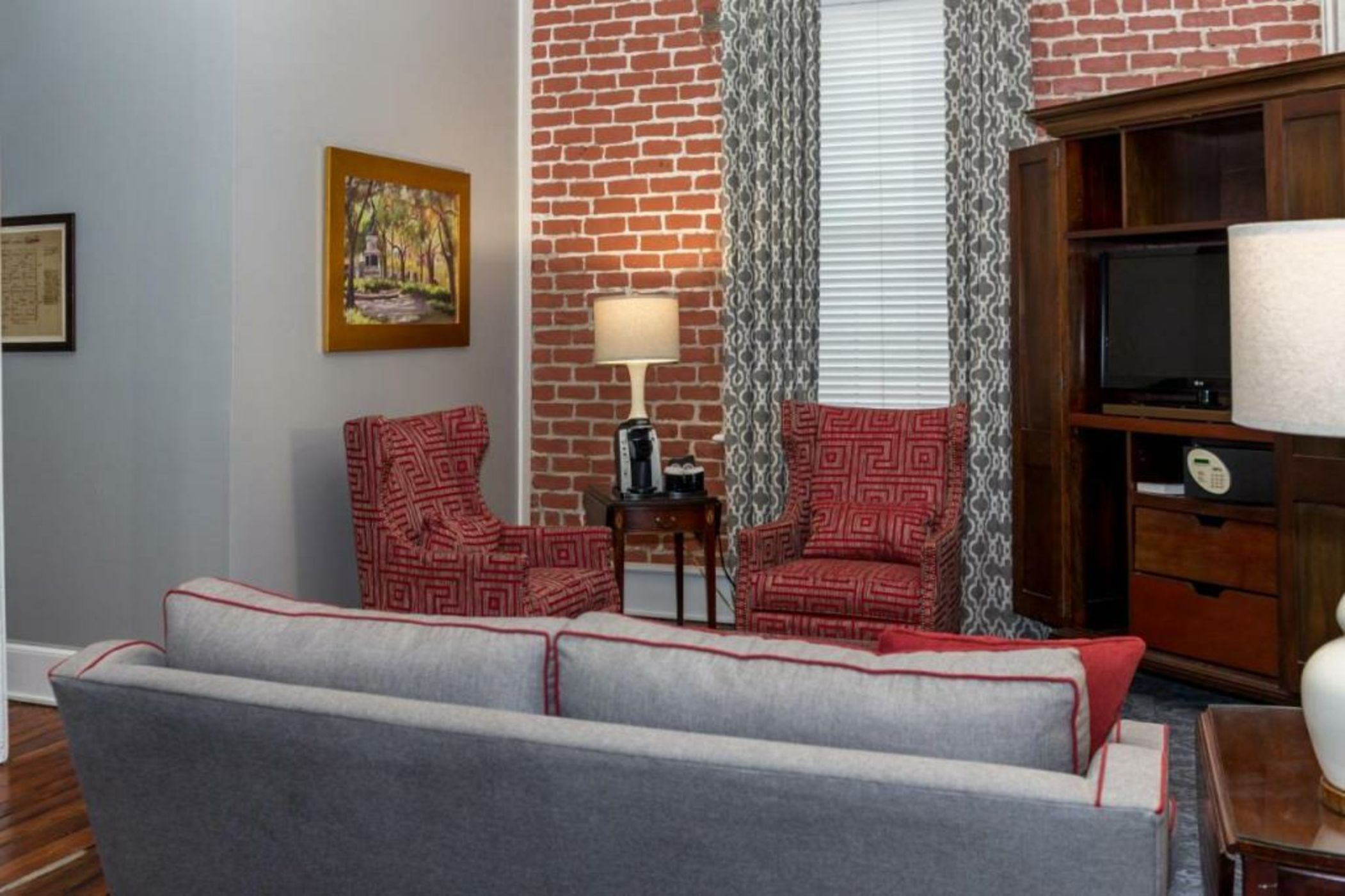 East Bay Inn, Historic Inns of Savannah Collection