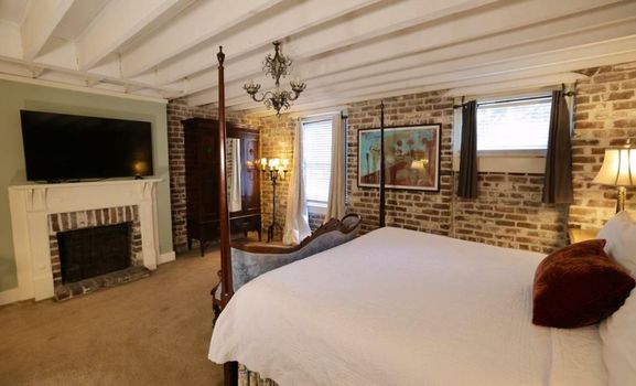 Foley House Inn