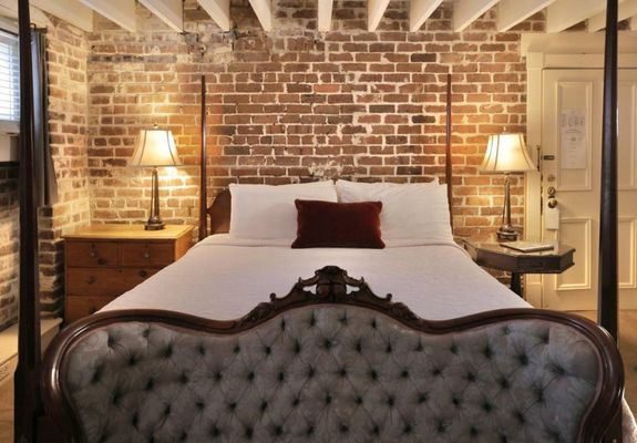 Foley House Inn