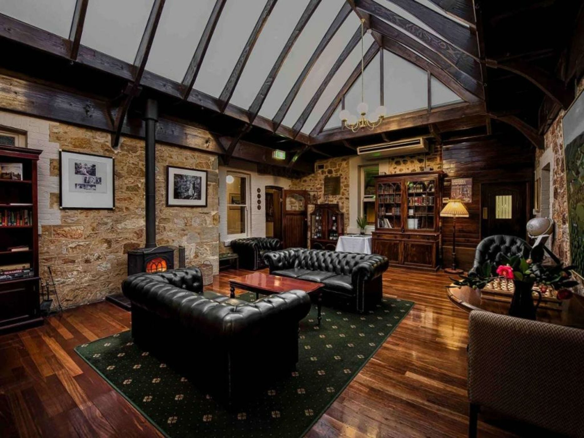 Mount Lofty House & Estate Adelaide Hills - Adults Retreat