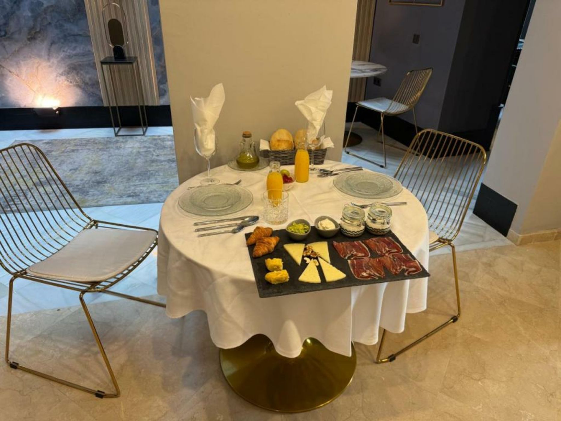 Boutique Suites