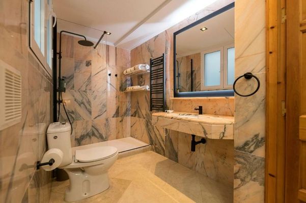 Boutique Suites