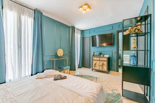 Boutique Suites