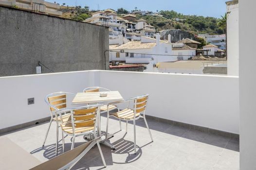 H Boutique la Caleta bay