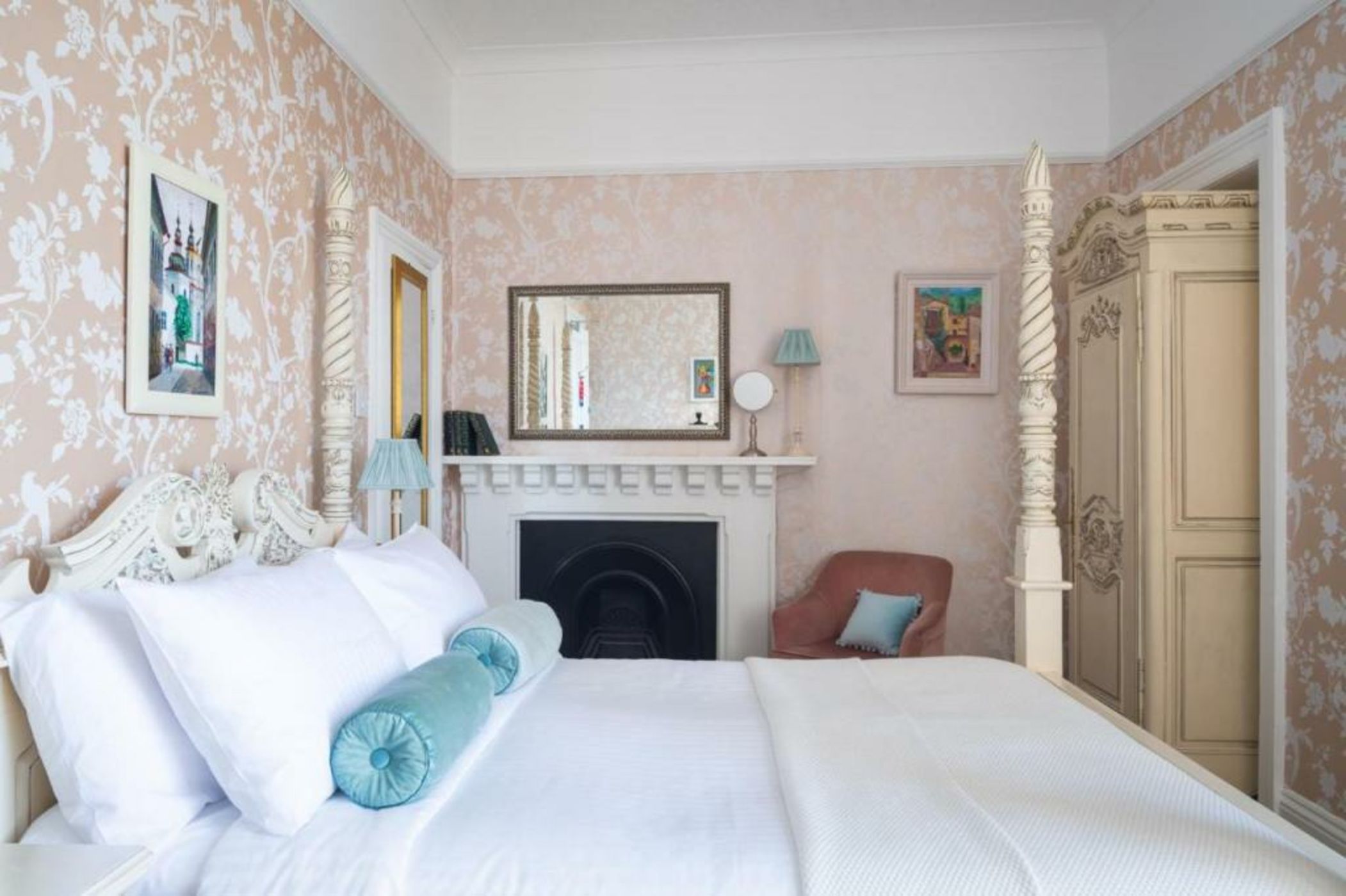 Highcliffe House