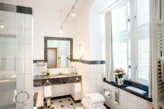 Schlosshotel Hugenpoet