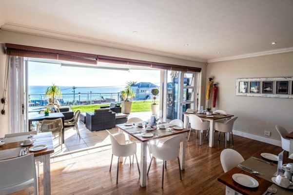 3 On Camps Bay