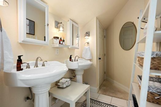 The Plantation House Boutique Inn