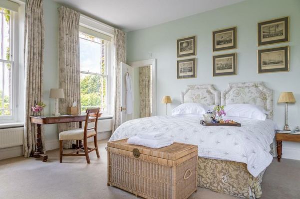 Overtown Manor Bed and Breakfast