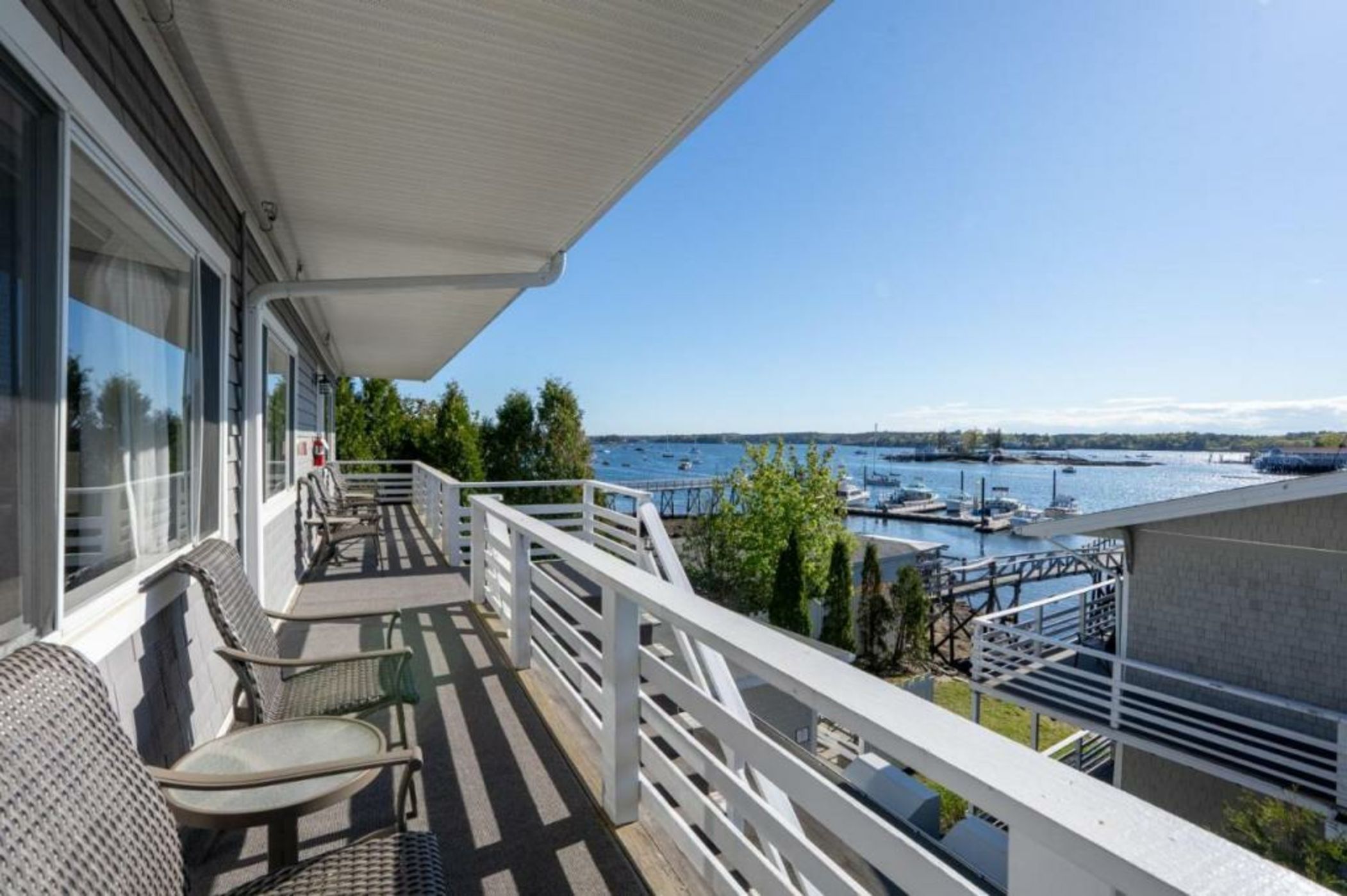 Boothbay Harbor Oceanside Inn