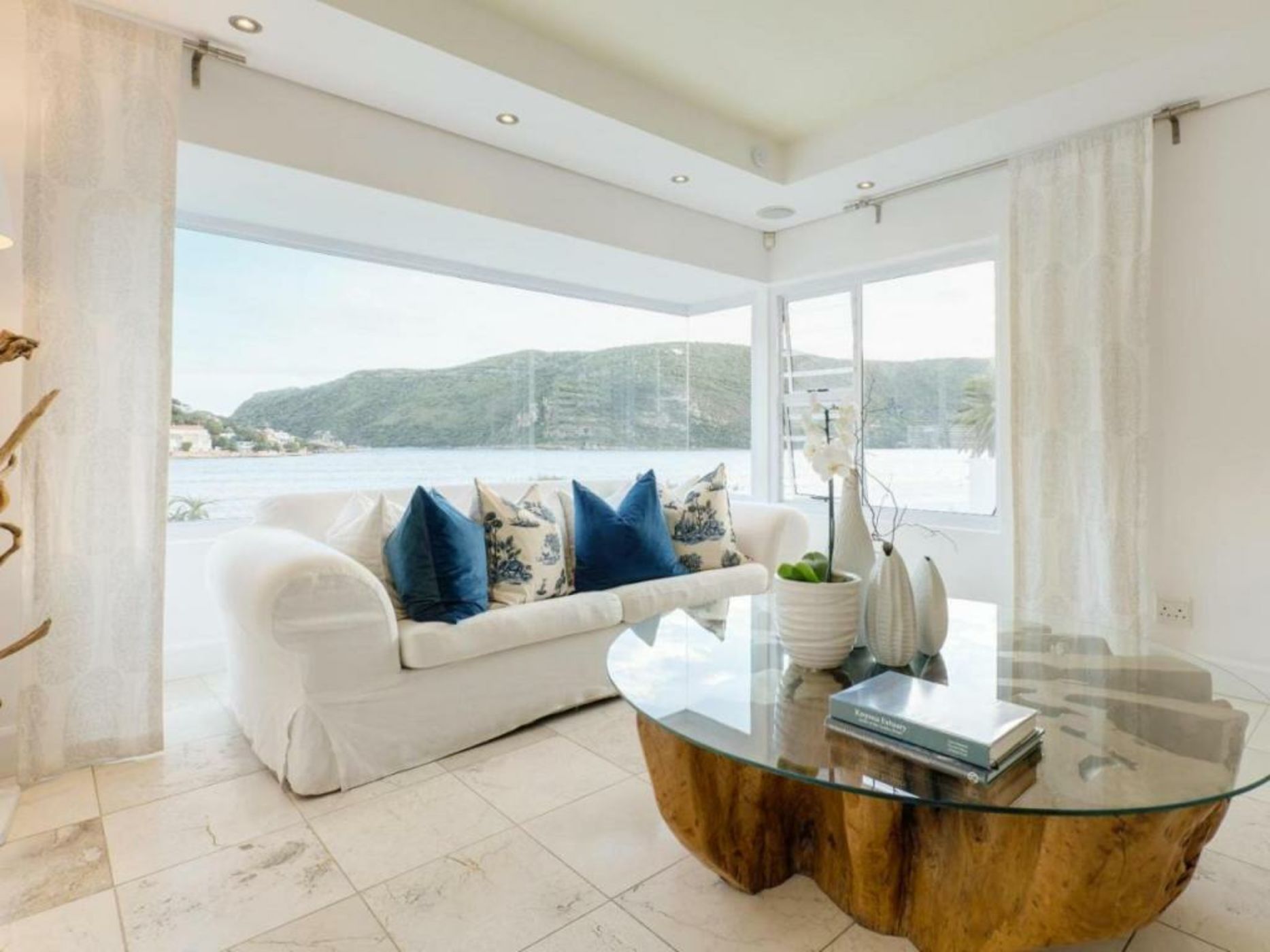 Amanzi Island Boutique Hotel