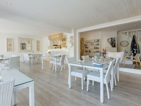 Amanzi Island Boutique Hotel