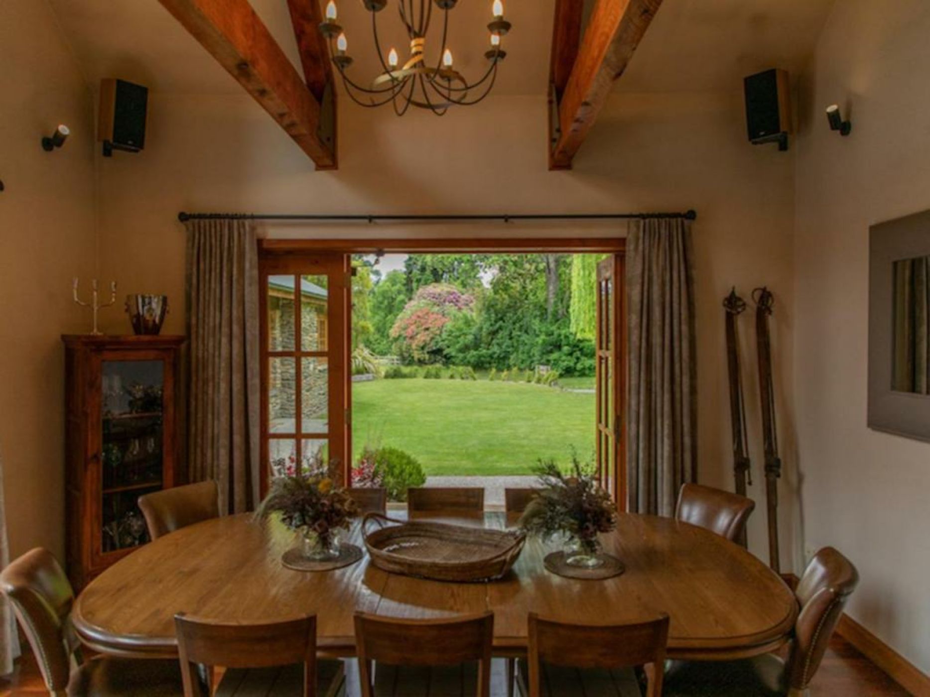 Wanaka Homestead Lodge & Cottages