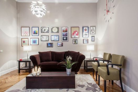 BacHome Gallery B&B