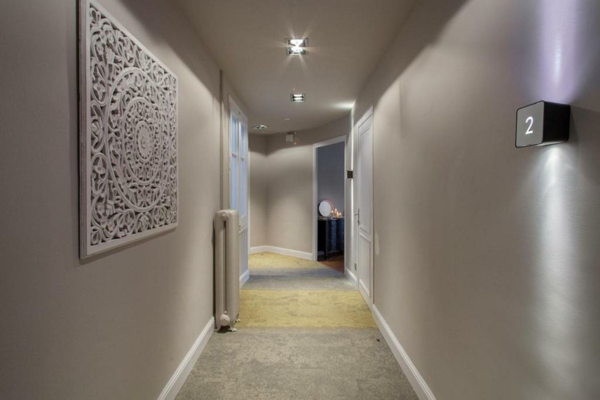 BacHome Gallery B&B