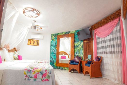 Monyoli Hotel & Boutique