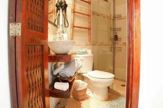 Monyoli Hotel & Boutique