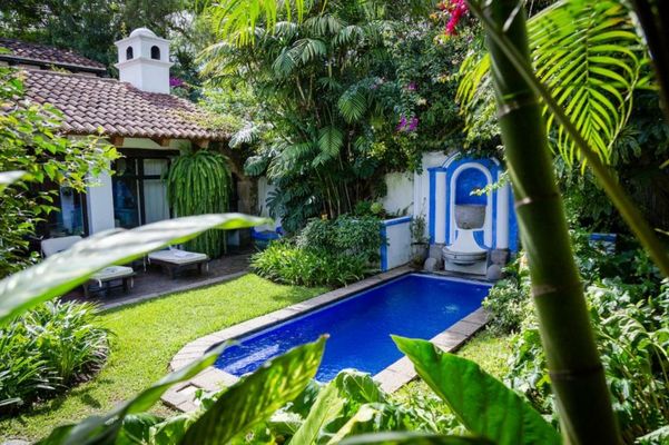 Casa Encantada by Porta Hotels