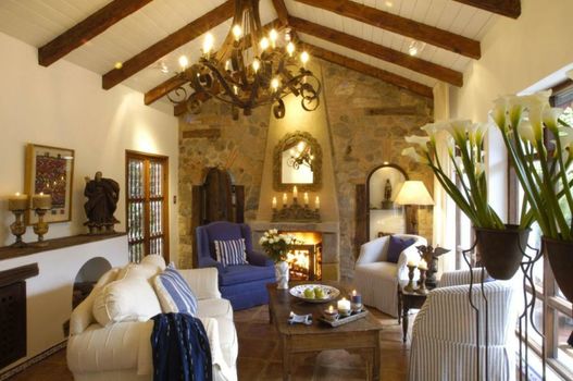 Casa Encantada by Porta Hotels