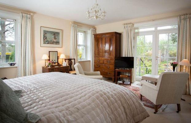 Ingram House Bed & Breakfast