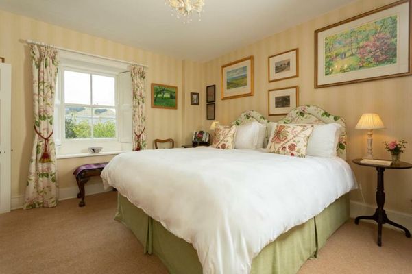 Ingram House Bed & Breakfast