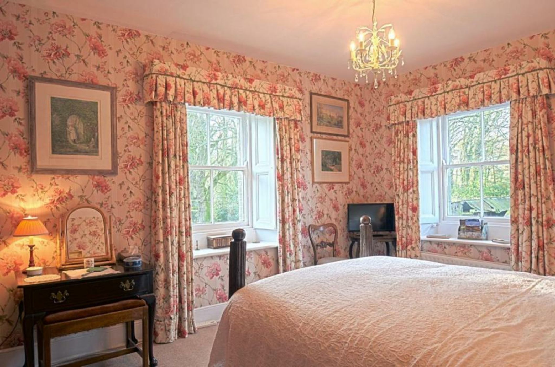 Ingram House Bed & Breakfast