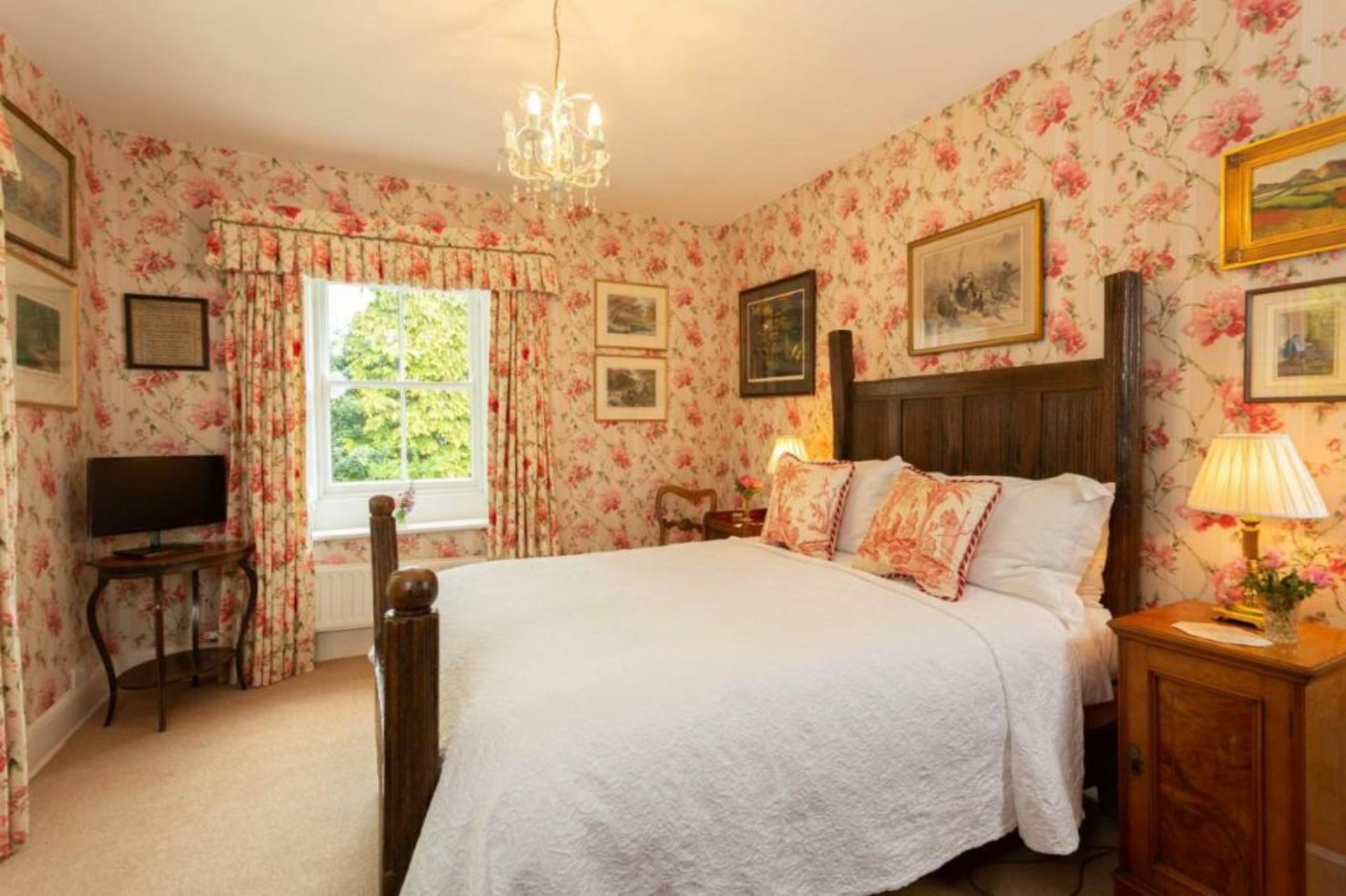 Ingram House Bed & Breakfast