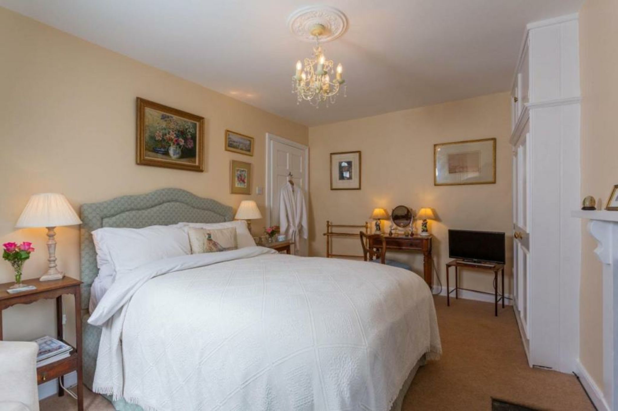 Ingram House Bed & Breakfast