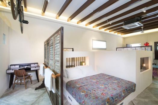 Muntri Mews
