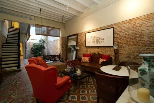 Muntri Mews