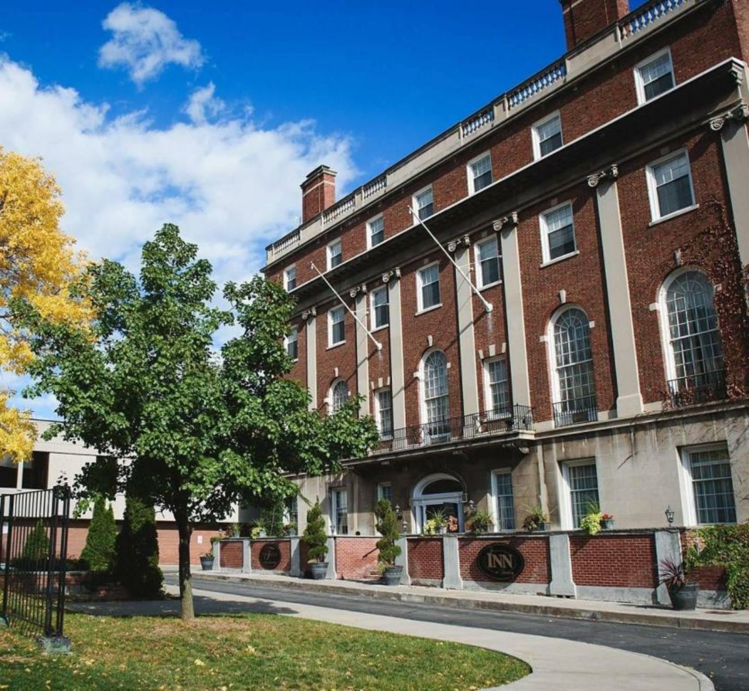 Inn on Broadway