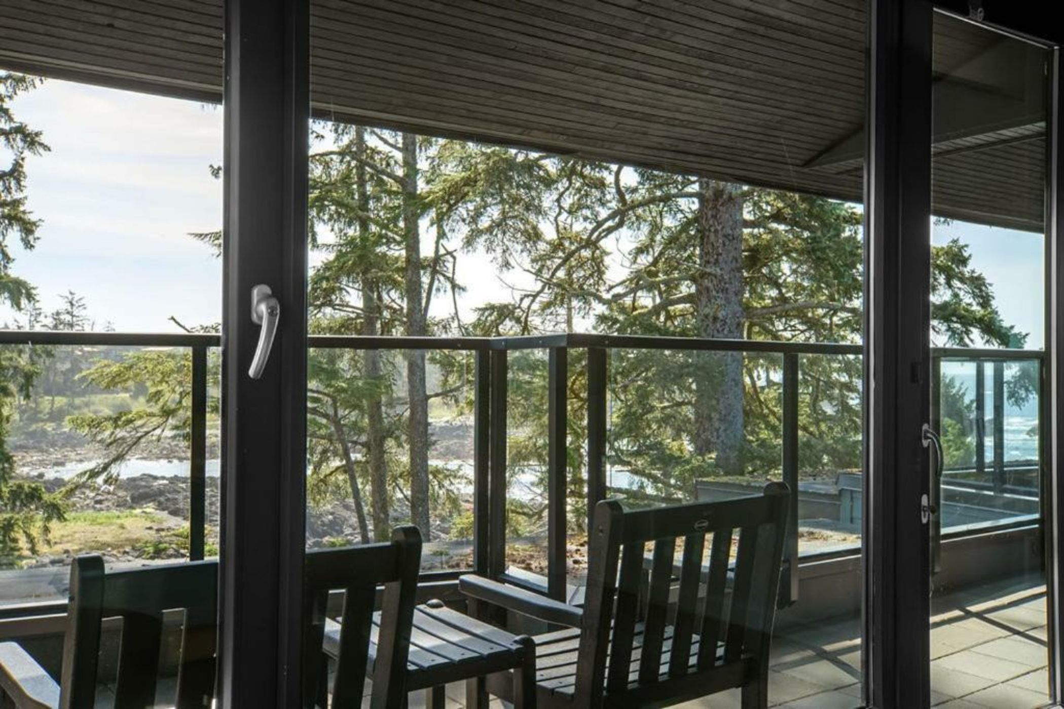 Black Rock Oceanfront Resort