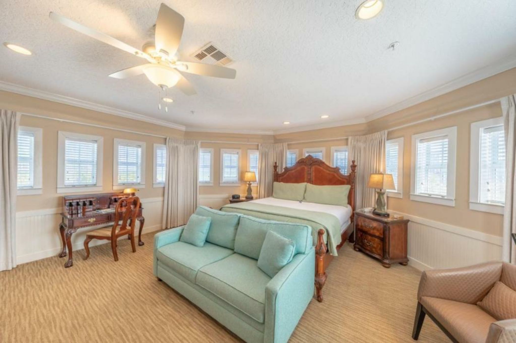 Henderson Park Inn