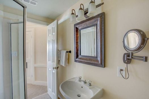 Henderson Park Inn