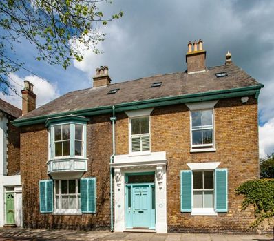 Bear's Well Guest House
