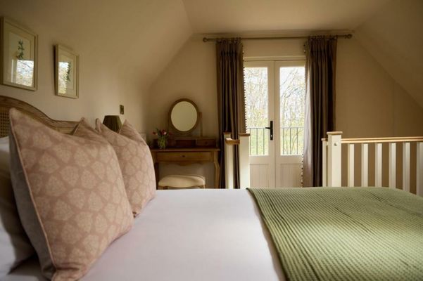 Great Ashley Farm Shepherds Huts and Cottage