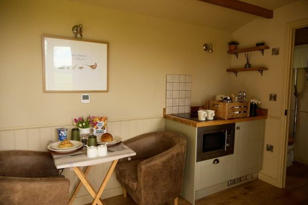 Great Ashley Farm Shepherds Huts and Cottage