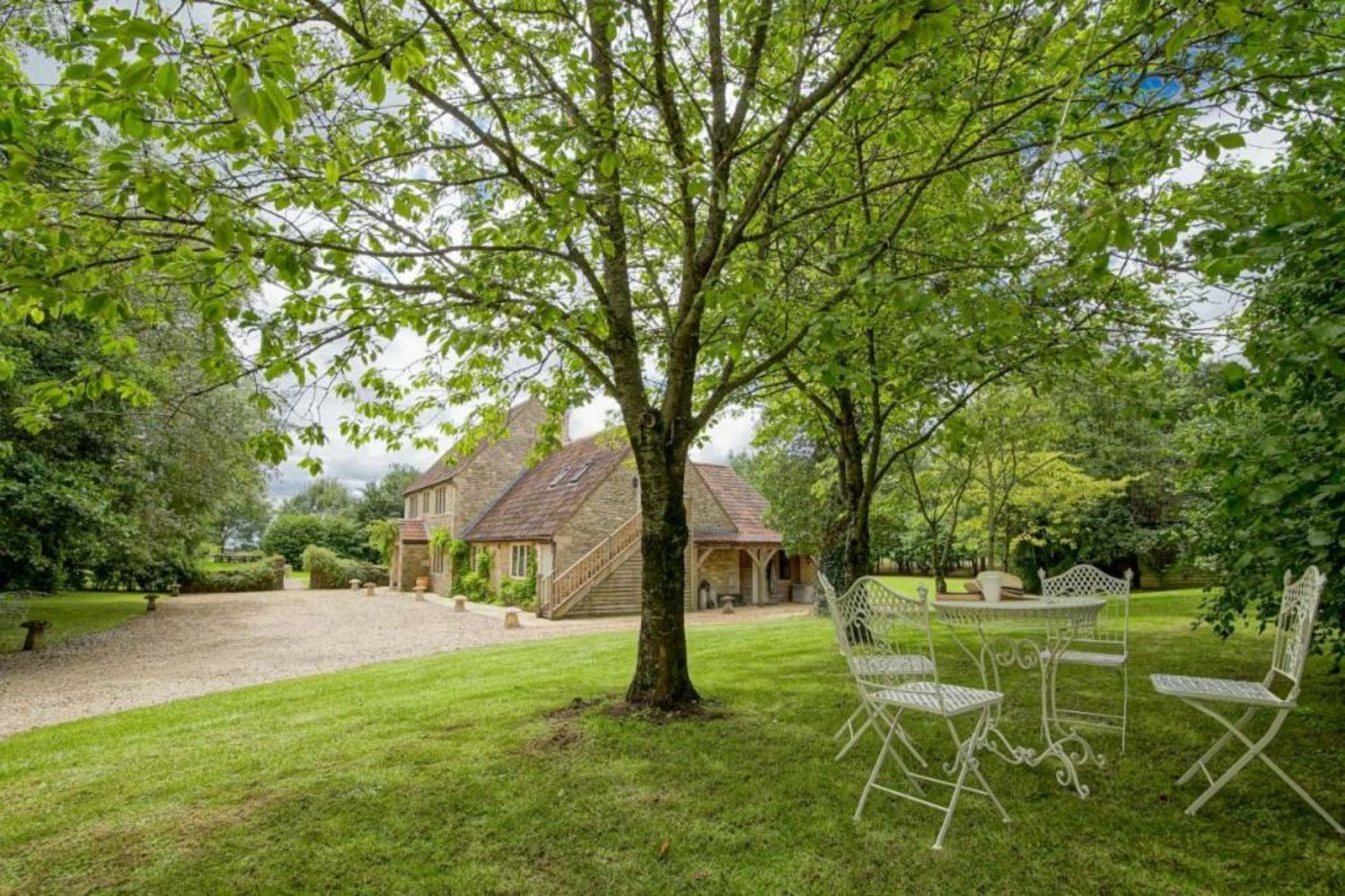 Great Ashley Farm Shepherds Huts and Cottage