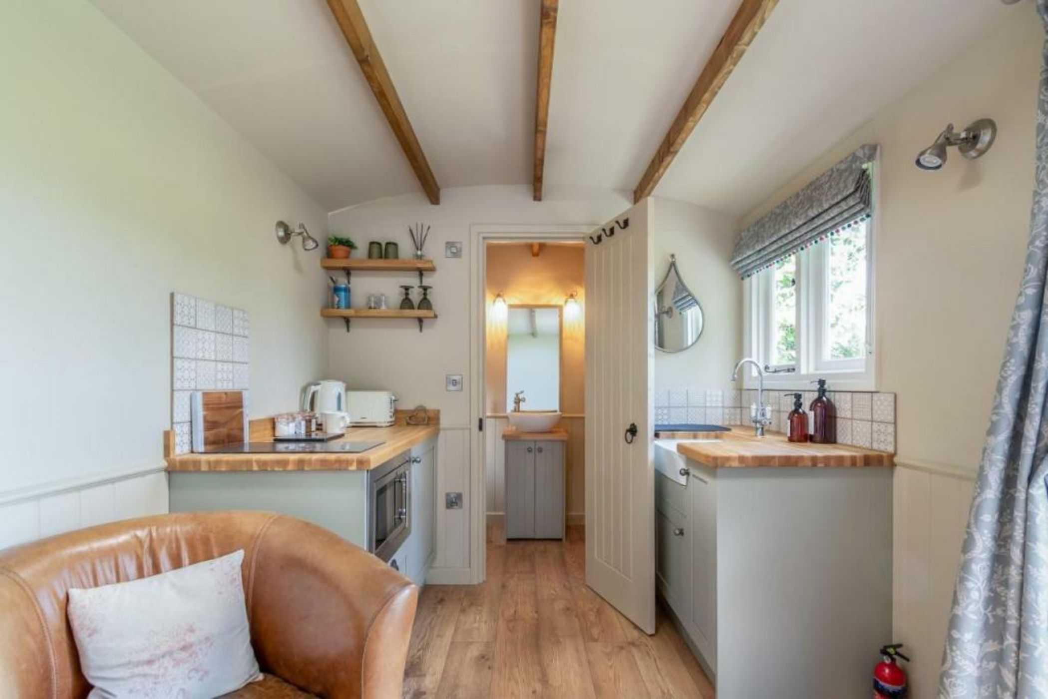 Great Ashley Farm Shepherds Huts and Cottage