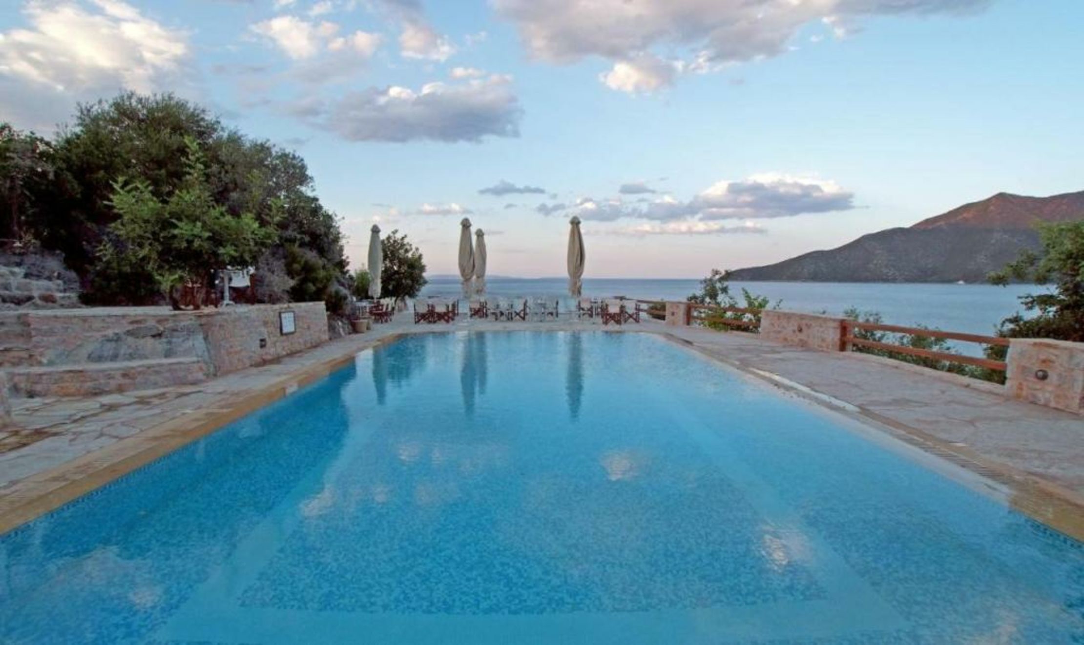Smyros Resort