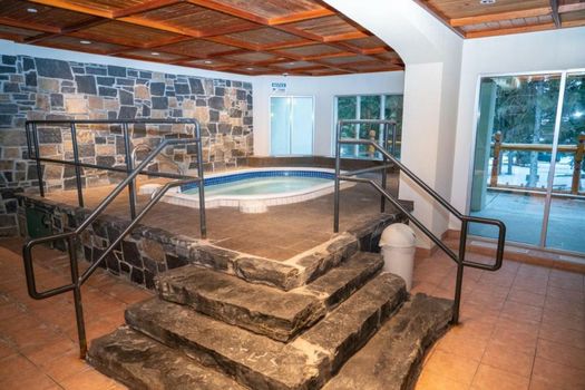 The Rundlestone Lodge