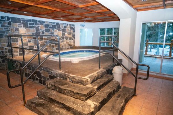 The Rundlestone Lodge