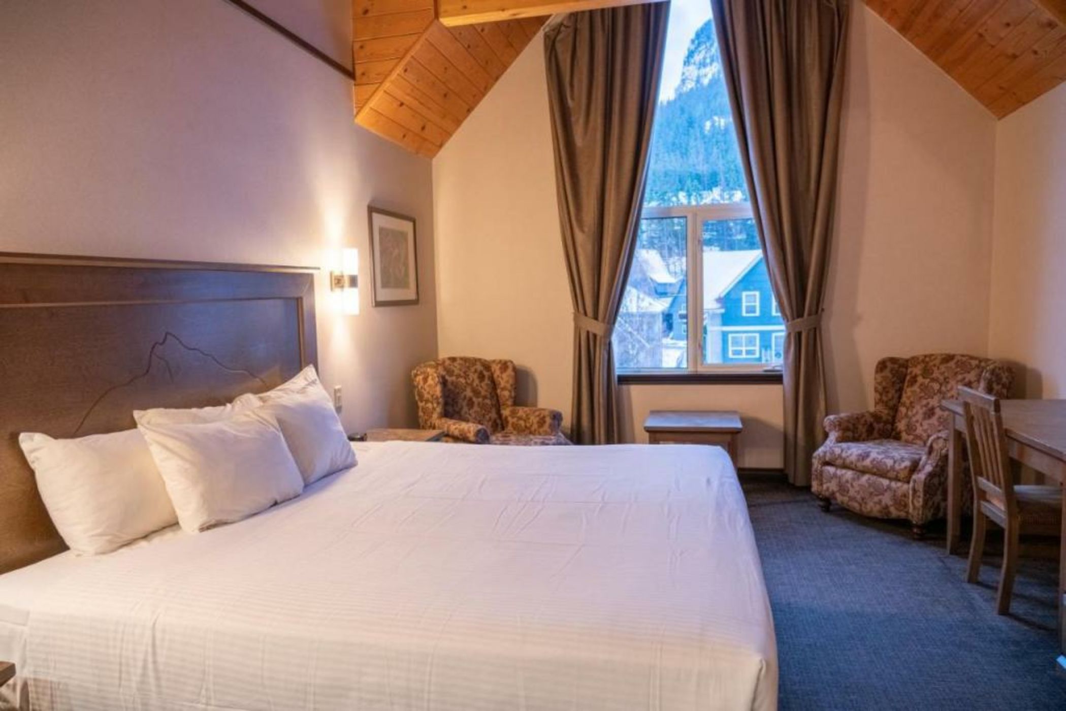 The Rundlestone Lodge