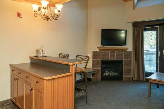 The Rundlestone Lodge